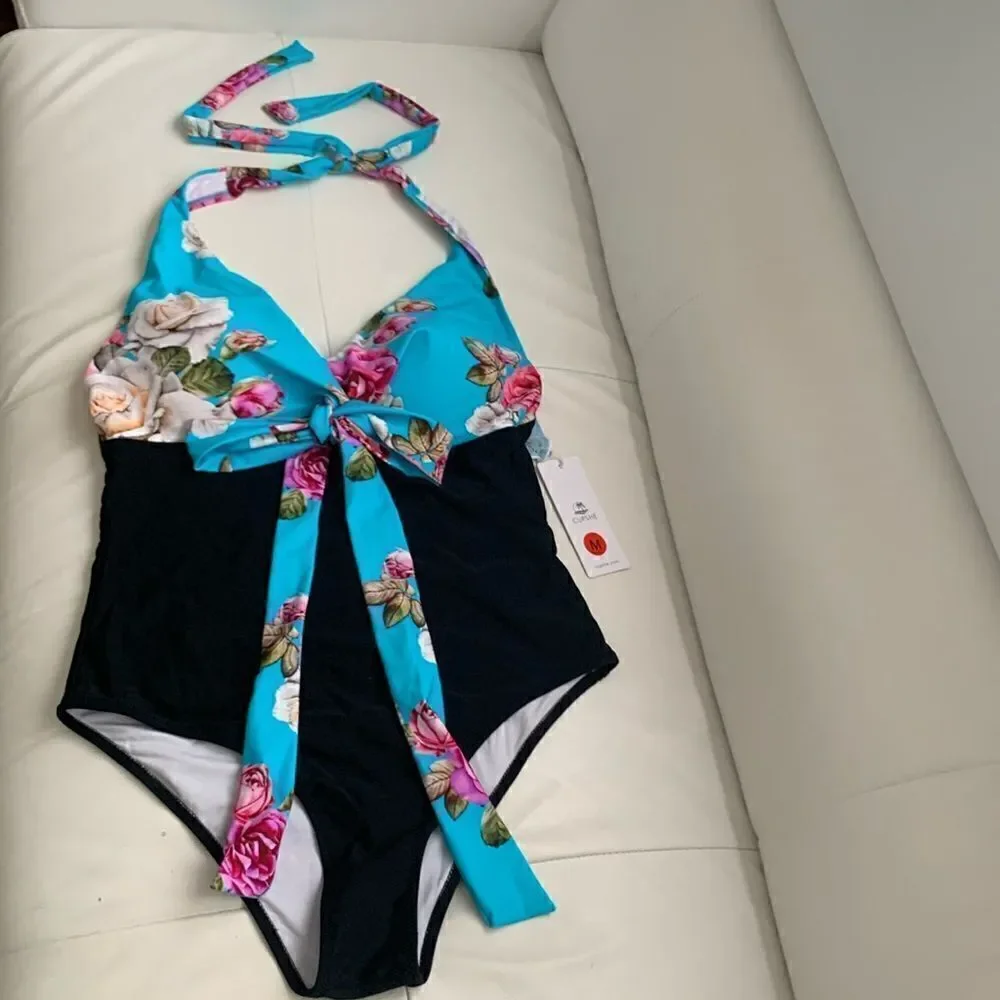 NWT Swimsuit Cupshe One Piece Size M